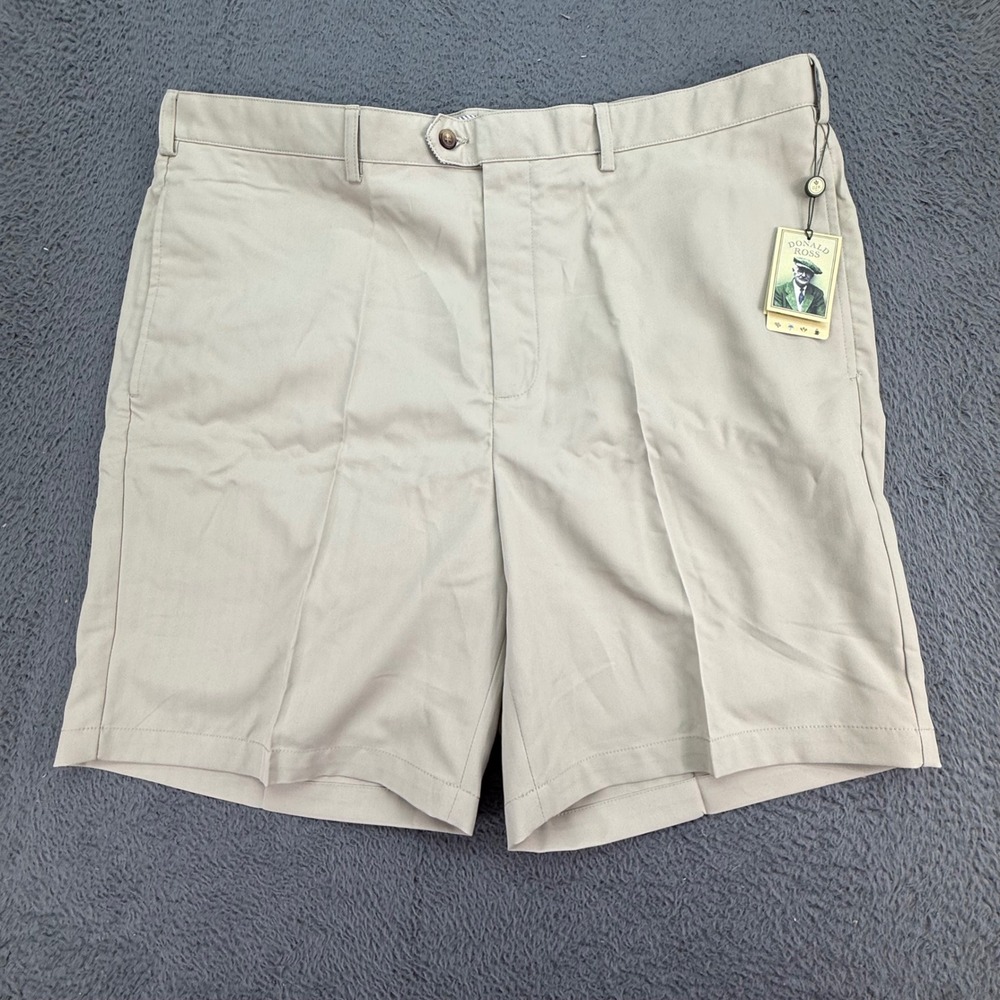 Donald Ross Golf Shorts Mens 44 Khaki‎ Herringbone Wicking DR060-115 NEW